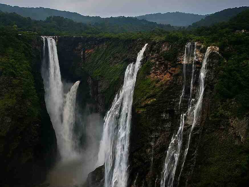 ಕರ್ನಾಟಕದ ಏಳು ಅದ್ಭುತಗಳು
